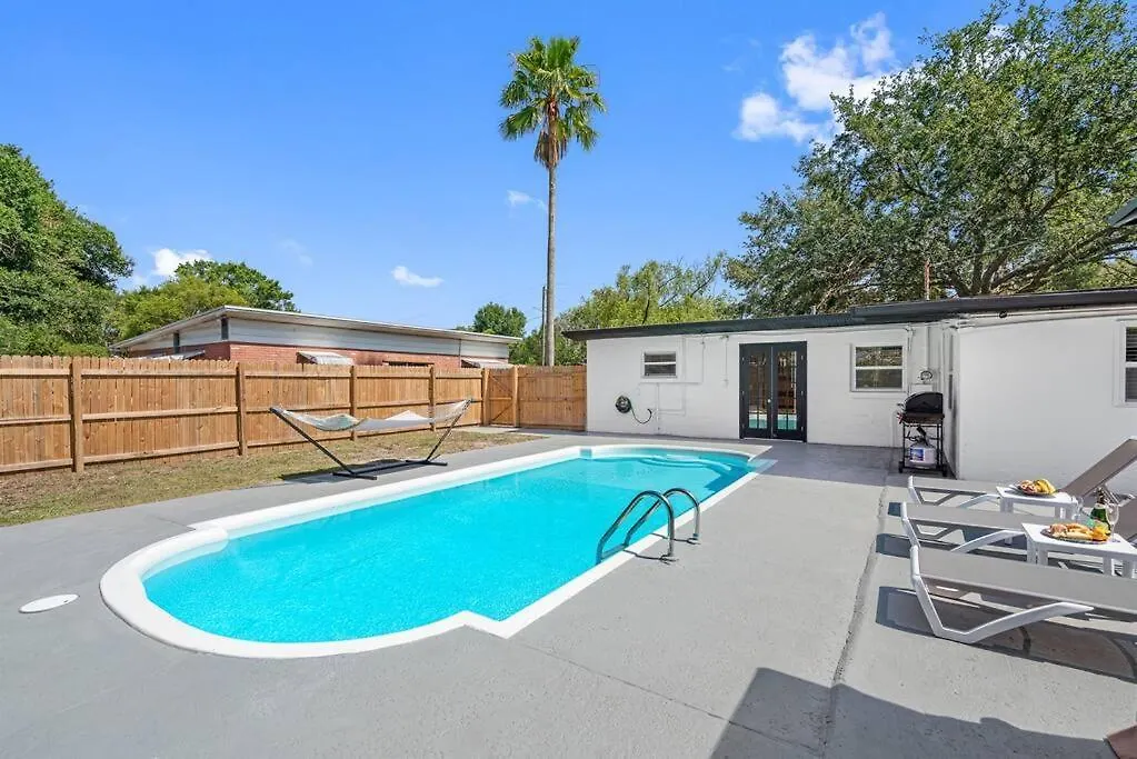 Heated Pool Home * King Bed Tampa Estados Unidos da América