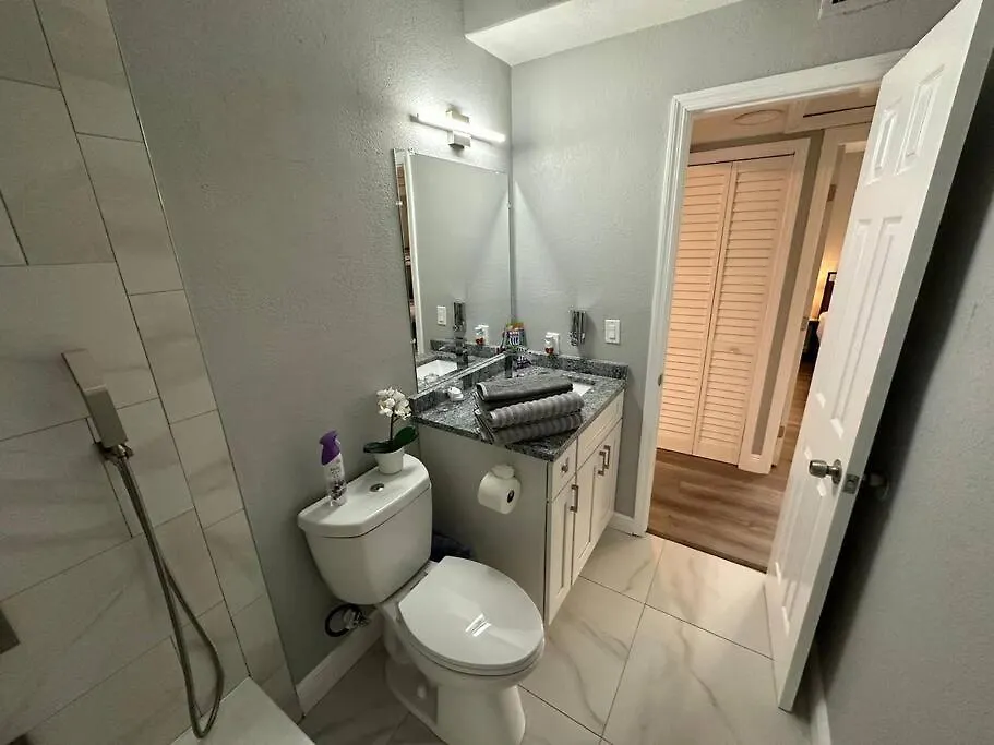 Heated Pool Home * King Bed Tampa Tatil Evi